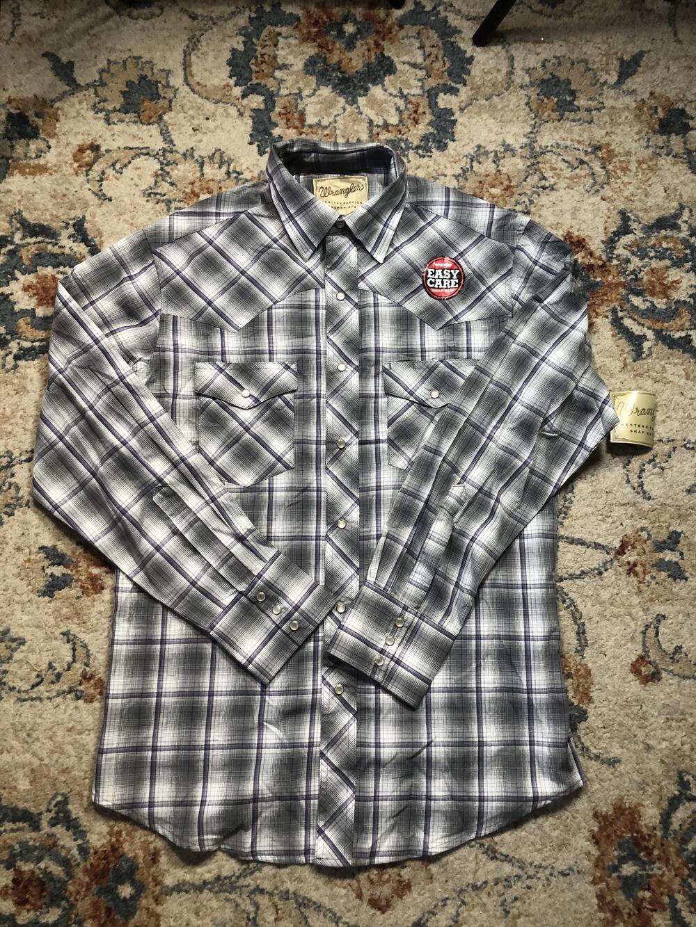 Wrangler Shirt Mens Medium Gray Plaid Snap Button Western Fashion Easy Care